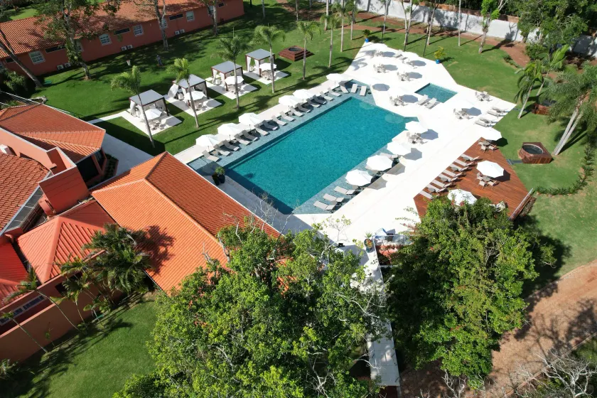 Sanma Hotel - Image 1