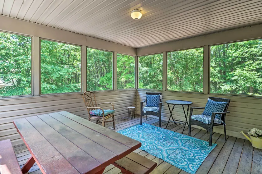 NOUVEAU! Lake Harmony Home avec bain à remous, terrasse et salle de jeux - Intérieur