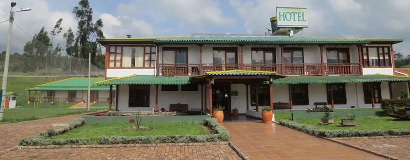 Hotel La Libertad - Image 1