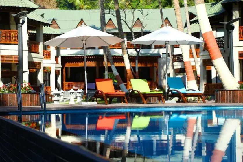 Sandyy Wavess Beach Resort - Image 1