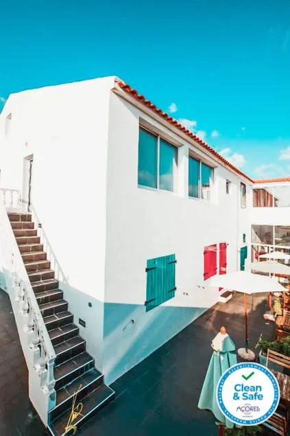 Vintage Place - Azorean Guest House - Image 1
