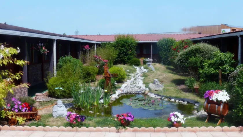 Hotel Restaurant Les Jardins D'Epône - Image 1