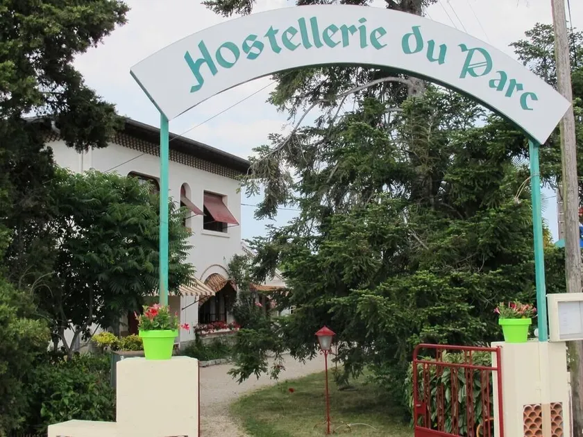 Hostellerie du Parc - Image 1
