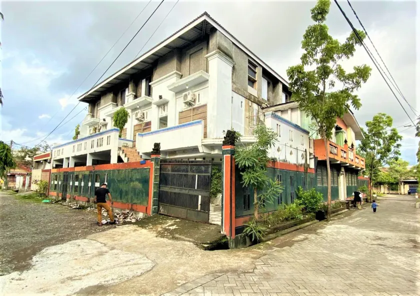 Buntusu Guest House - Image 1