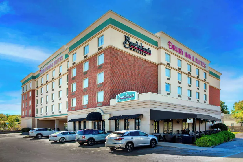Drury Inn & Suites St. Louis Forest Park - Image 1