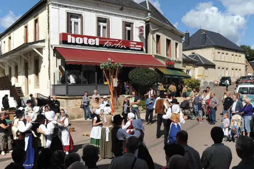 Hotel Fortin - Image 1