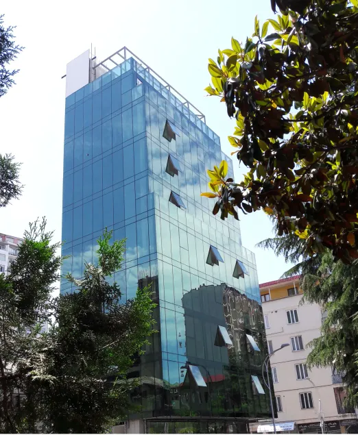 Hotel Green Glass - Image 1