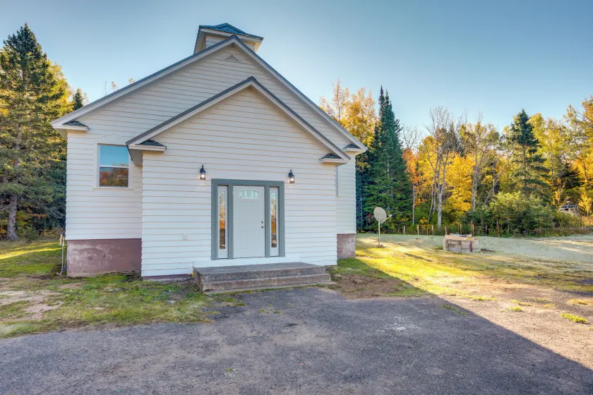 5 Mi to Twin Lakes SP! Renovated Church - Image 1