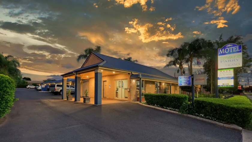 Edward Parry Motel and Apartments - Image 1