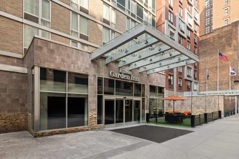 Hilton Garden Inn New York/West 35th Street - Image 1