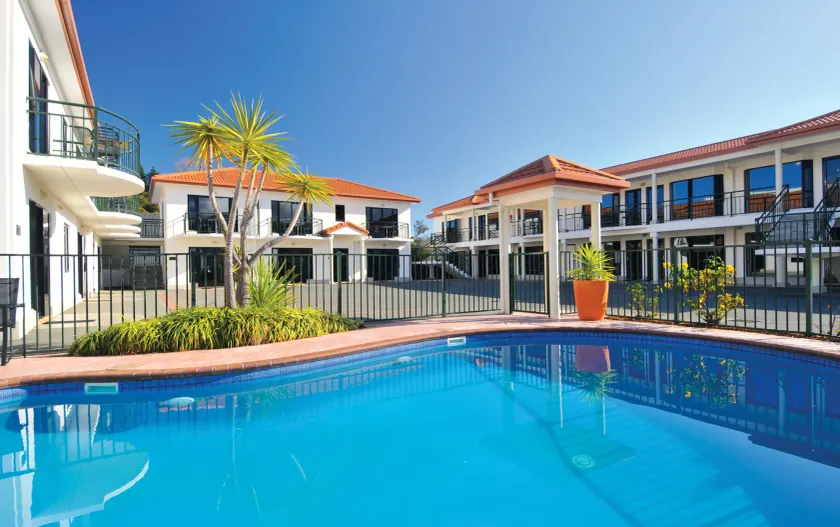Palms Motel - Image 1