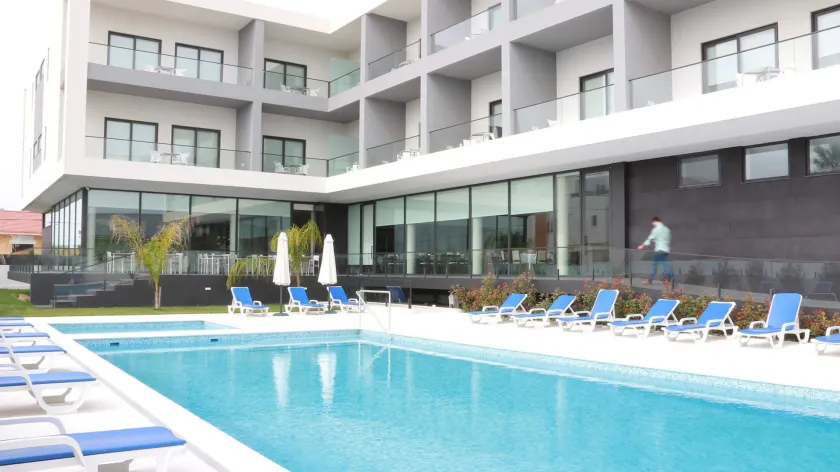 Hotel Monte Lírio - Image 1