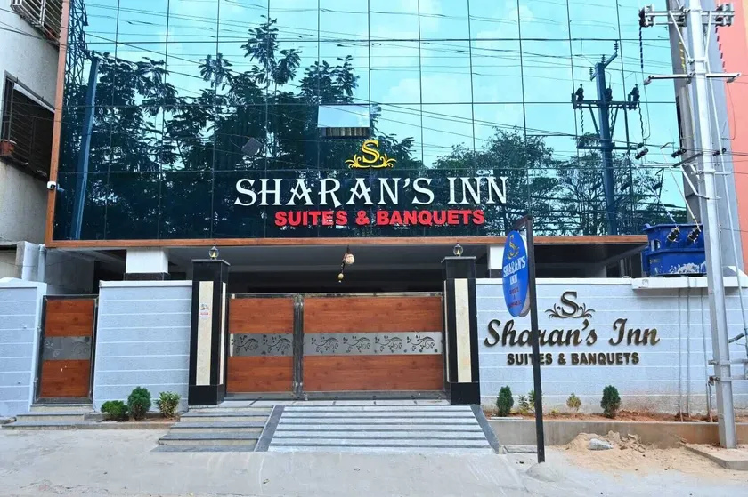 SHARAN'S INN SUTES & BANQUETS - Image 1