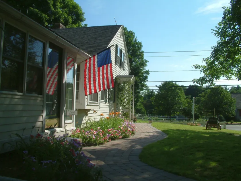 Truman Gillet House B & B - Image 1