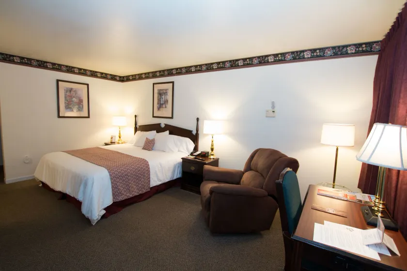 The Chalet Motel - Image 1