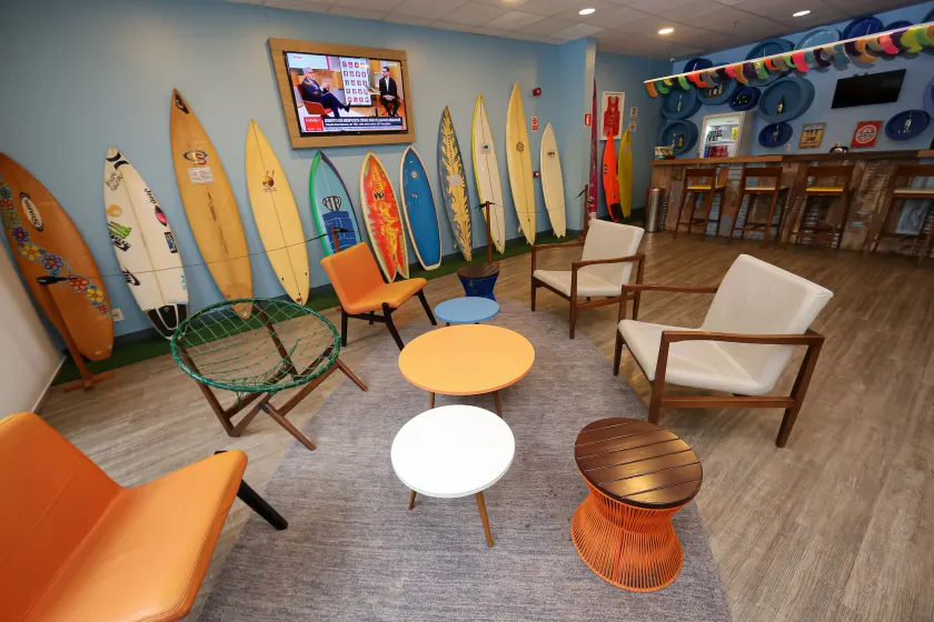 Golden Tulip Guarujá - Antigo Delphin Surf Hotel - Image 1