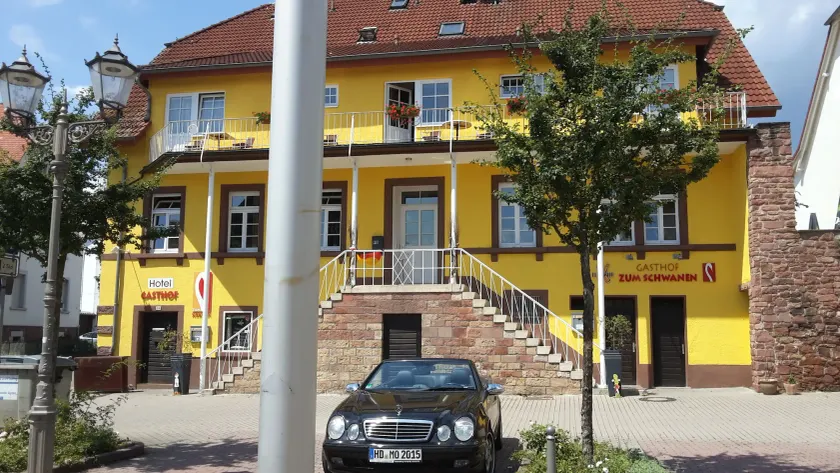 Hotel Gasthof Zum Schwanen Leimen - Image 1