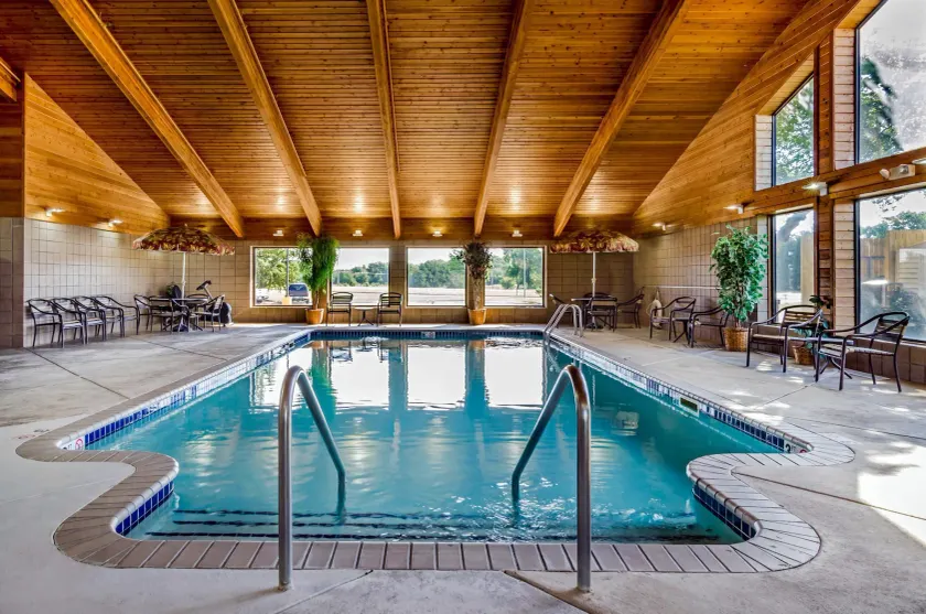 Rodeway Inn Hesston - Image 1