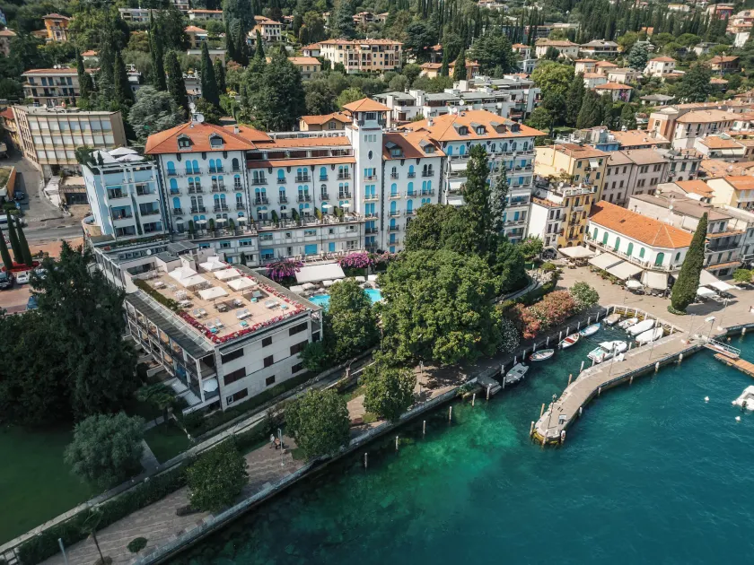 Hotel Savoy Palace - Image 1
