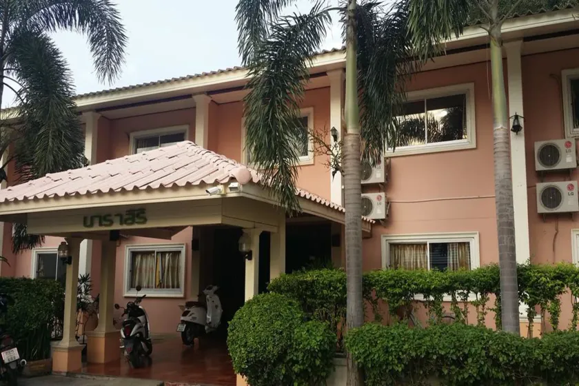 Narasiri Service Apartment - Image 1