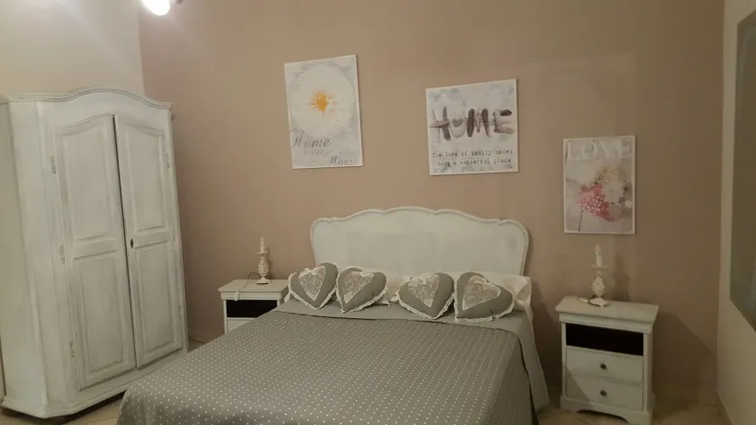 B&B Napoli Centrale Room&Jacuzzi - Image 1