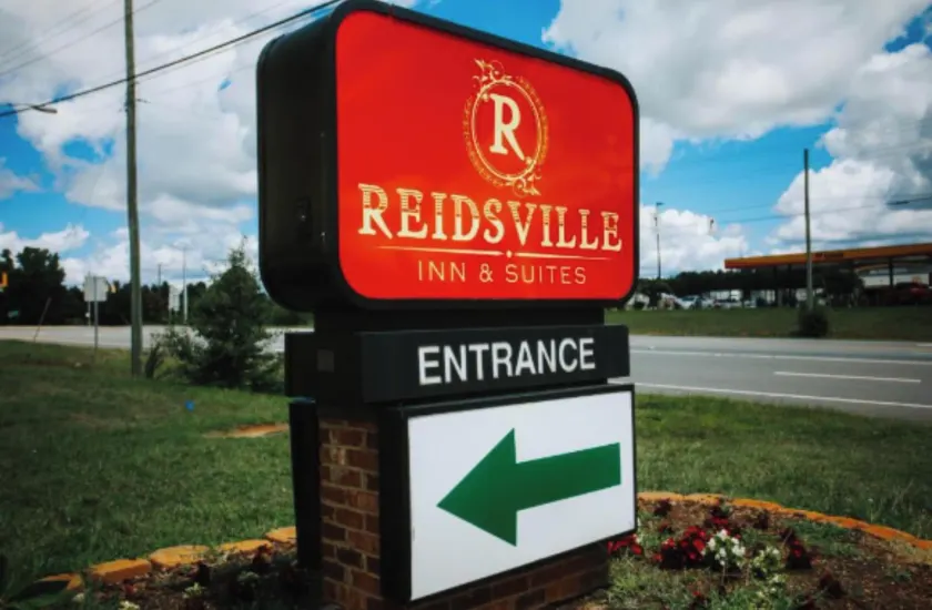 Reidsville Inn & Suites - Image 1