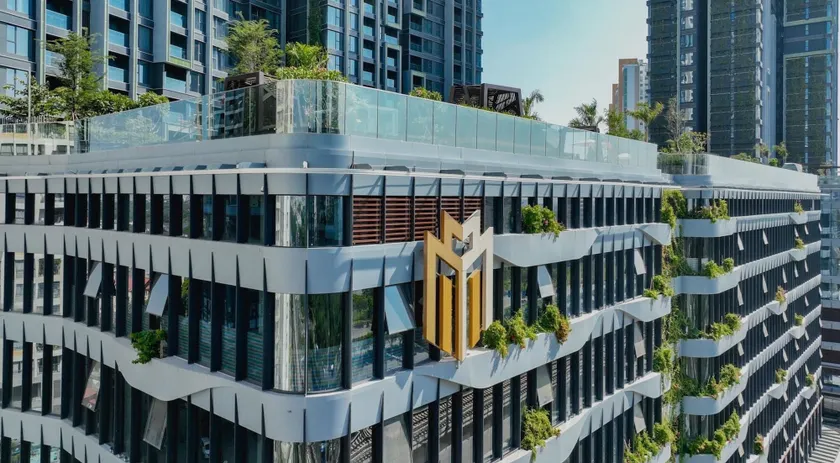 Lumiere Riverside - Raymond Holm - Luxurious 5-star apartment - Image 1