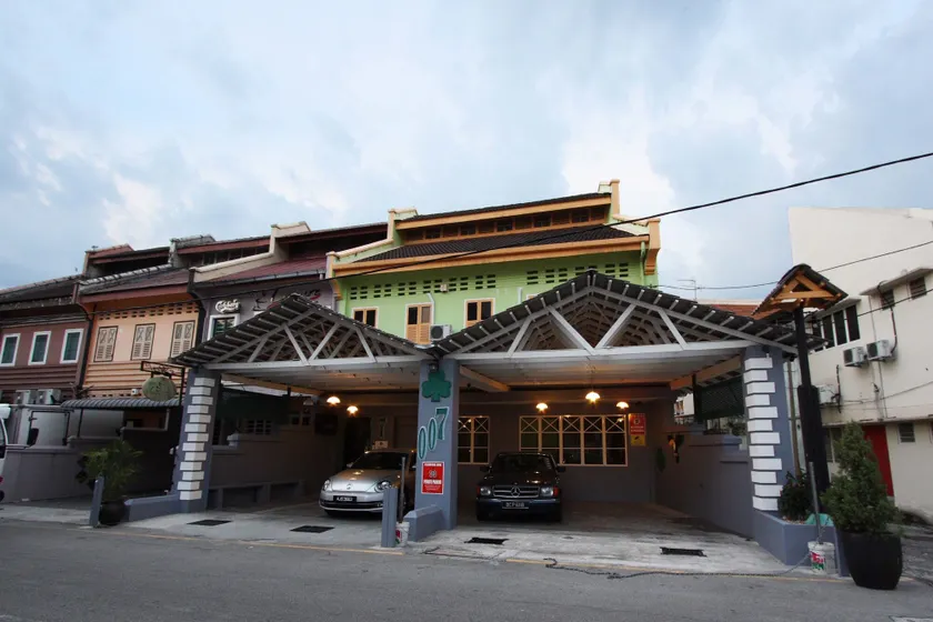 Shamrock Guest House II - Image 1