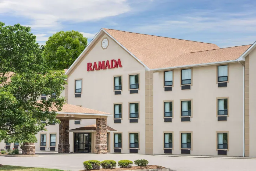 Ramada by Wyndham Strasburg Dover - Image 1
