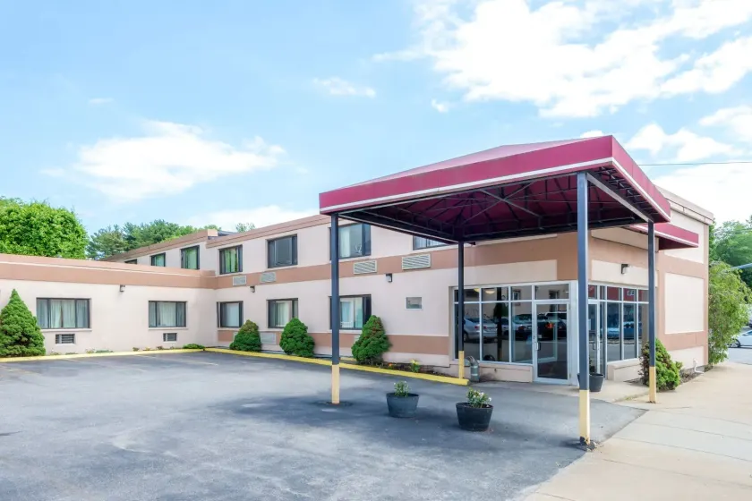 Inn On Arsenal - Image 1