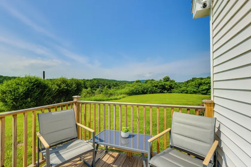 4 Mi to Dtwn Granville: Family Home w/ Deck! - Image 1