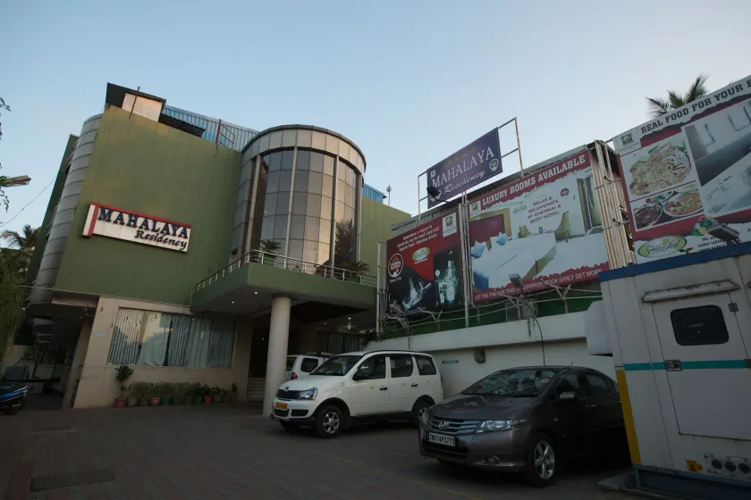 FabHotel Prime Mahalaya Residency - Image 1