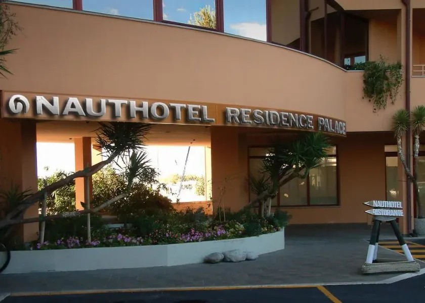 Nauthotel - Image 1