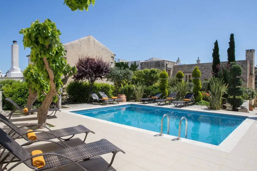 Arcus Suites - Image 1