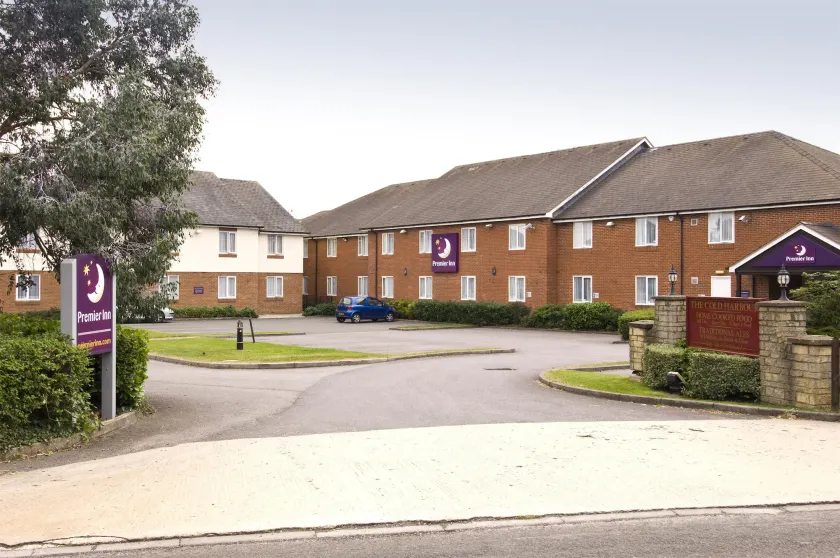 Premier Inn Swindon North - Image 1