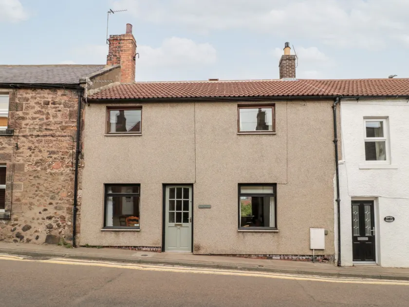 York Cottage - Image 1