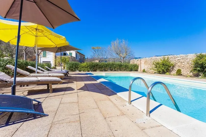 Villa in Consell With Private Pool, air Conditioning and Wifi - Image 1