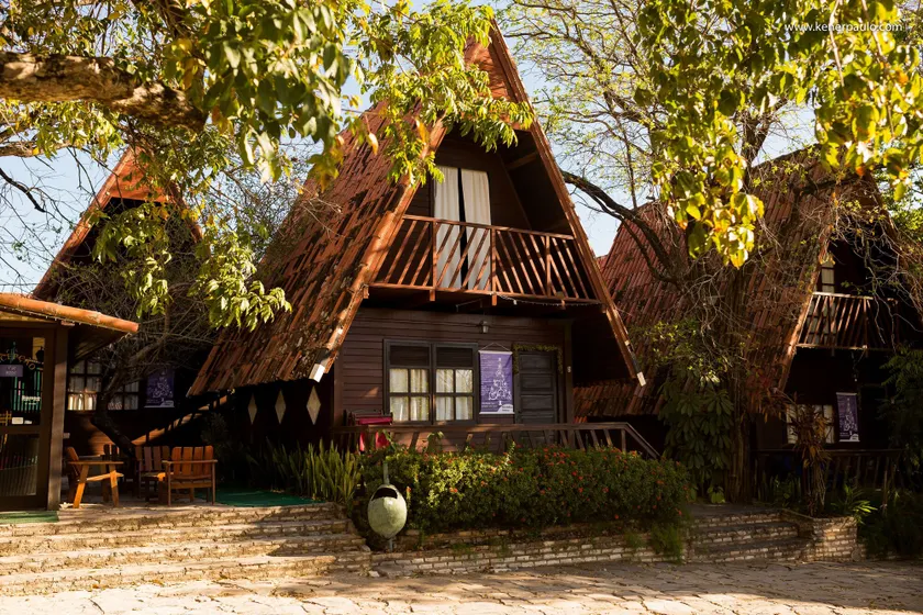 Chalet Suisse - Image 1