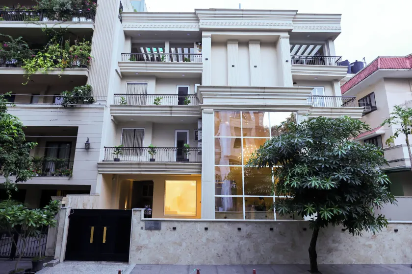 Millora Cyber Suites, DLF Phase 3 - Image 1