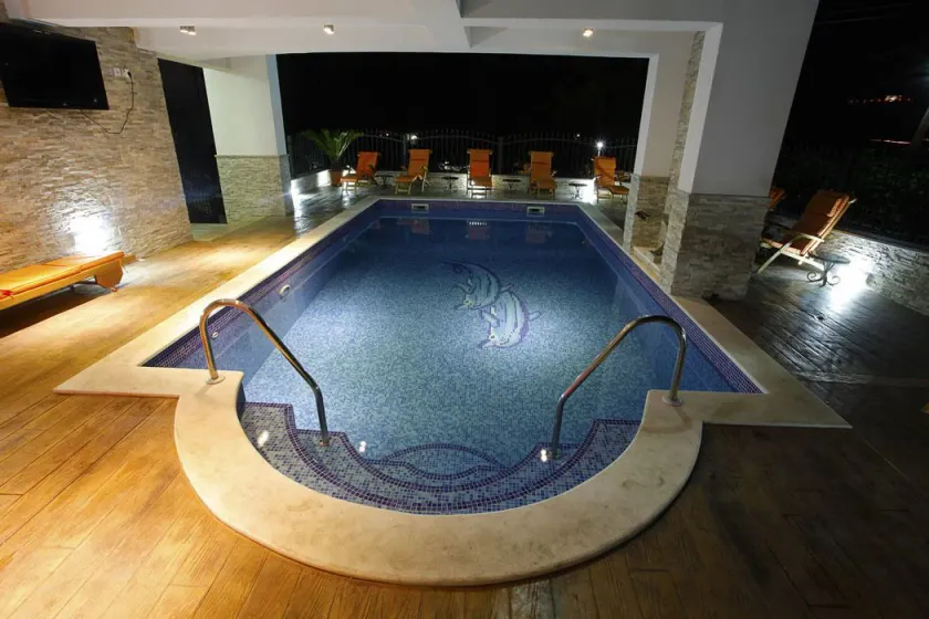 Villa M - Image 1