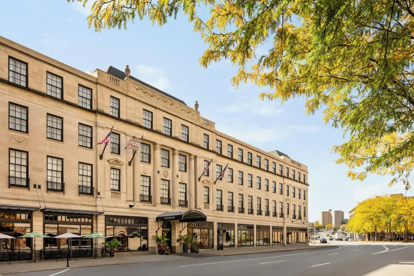 Magnolia Hotel Omaha - Image 1