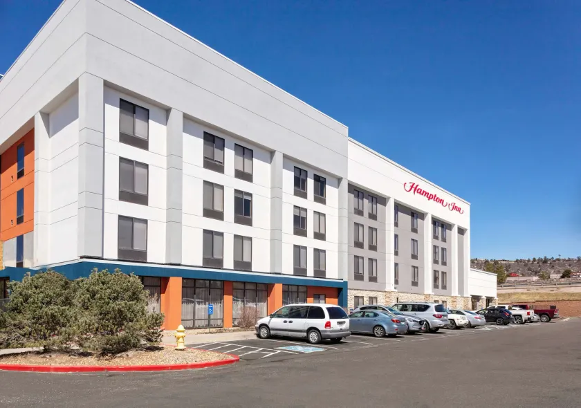 Hampton Inn Castle Rock - Image 1