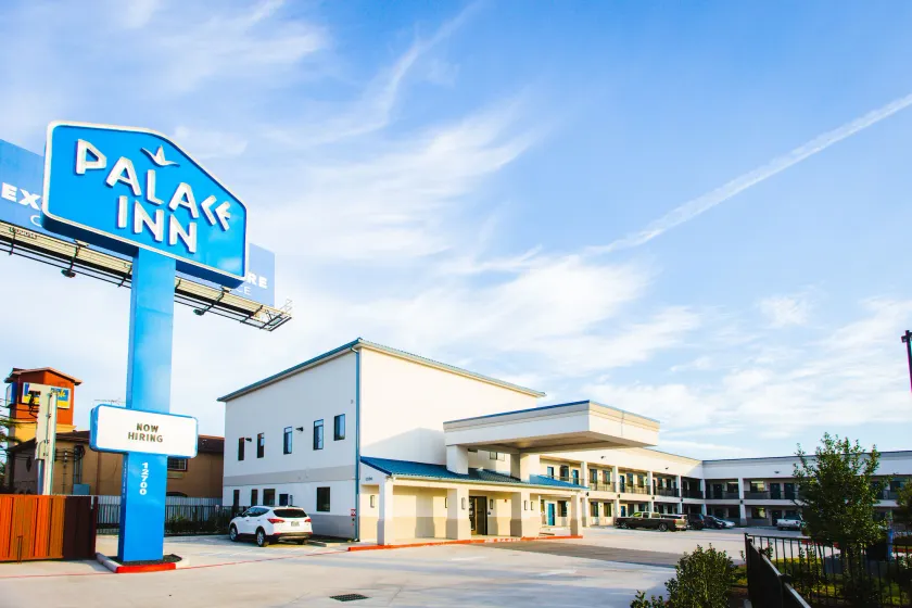 Palace Inn Blue Federal Road - Image 1