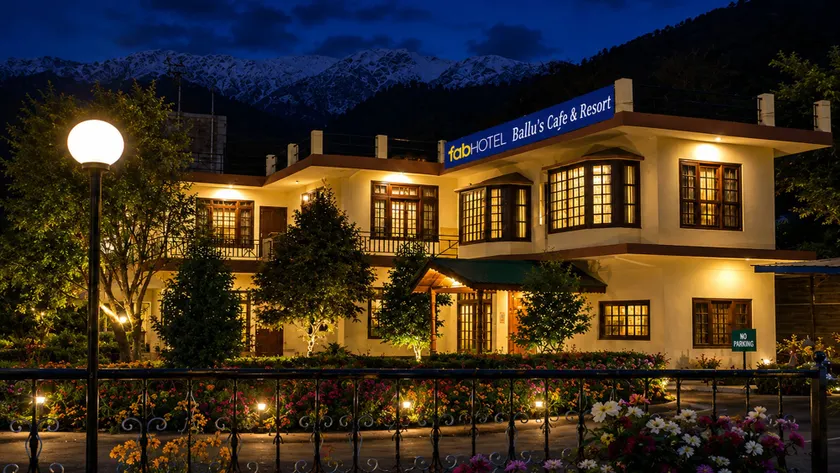 FabHotel Ballus Cafe & Resort - Image 1