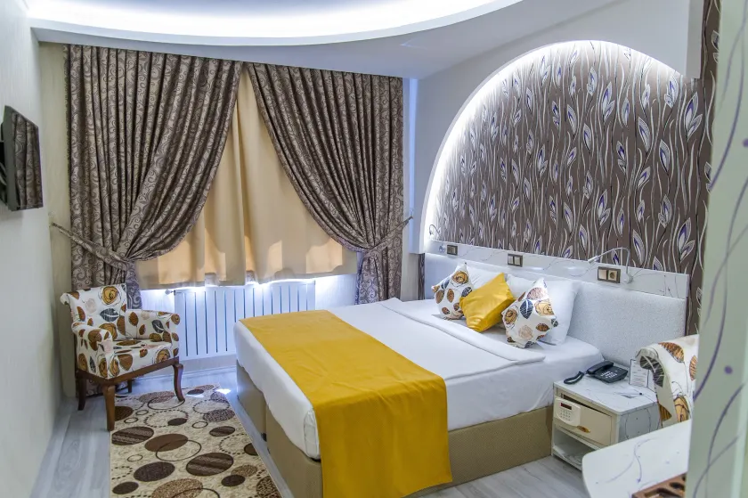 Dundar Hotel - Image 1