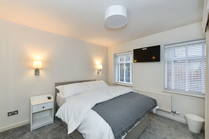 Rooms at Rolleston - Image 1