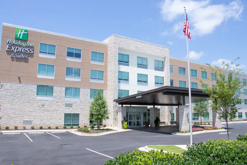 Holiday Inn Express & Suites Tuscaloosa East by IHG - Image 1