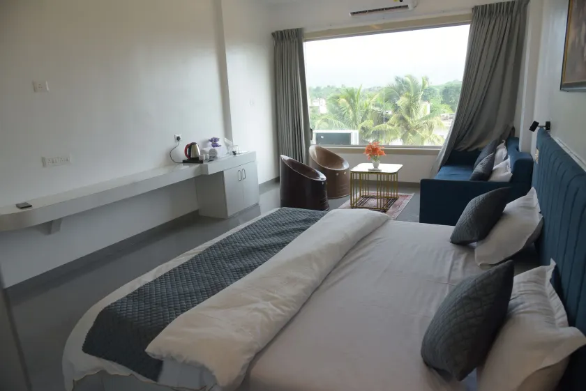 Hotel Ramayana - Camera