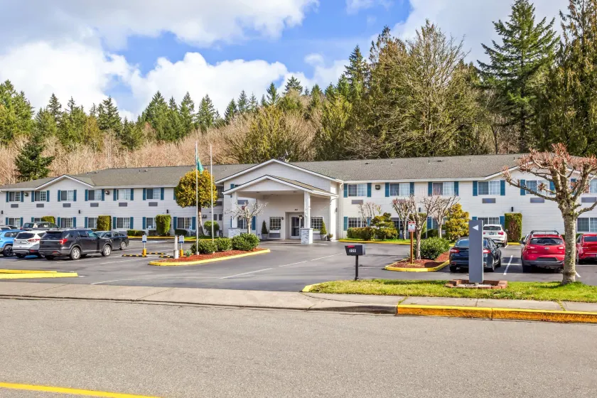 Quality Inn Port Orchard - Image 1