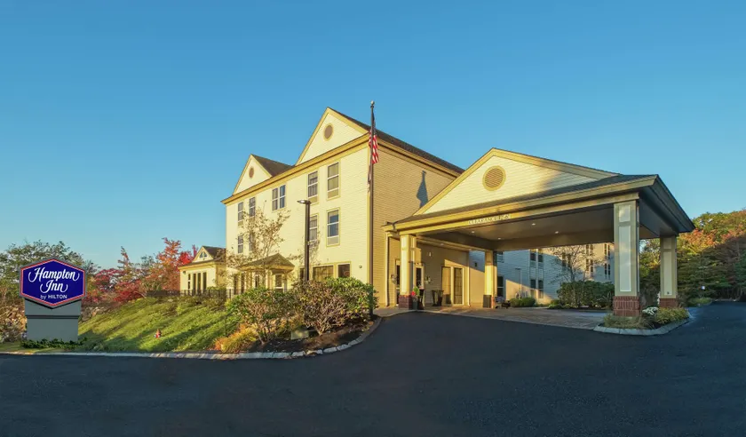Hampton Inn Freeport/Brunswick - Image 1